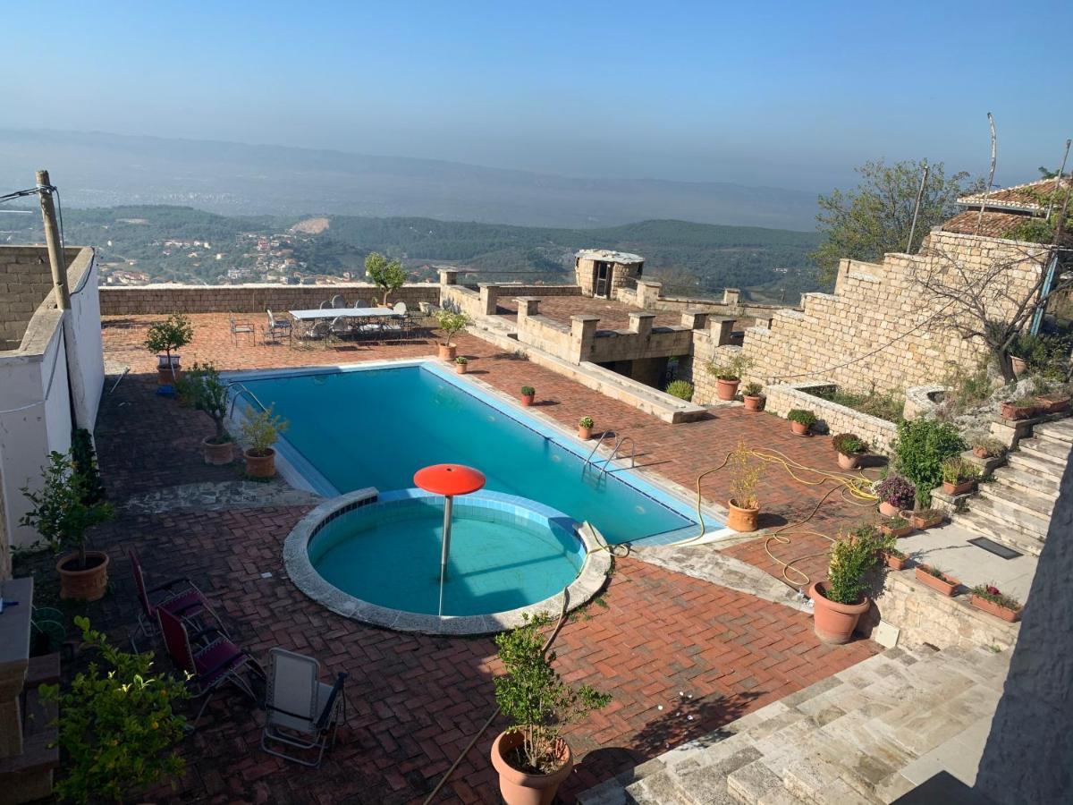 Villa Celaj “The Castle” Kruje Exterior photo